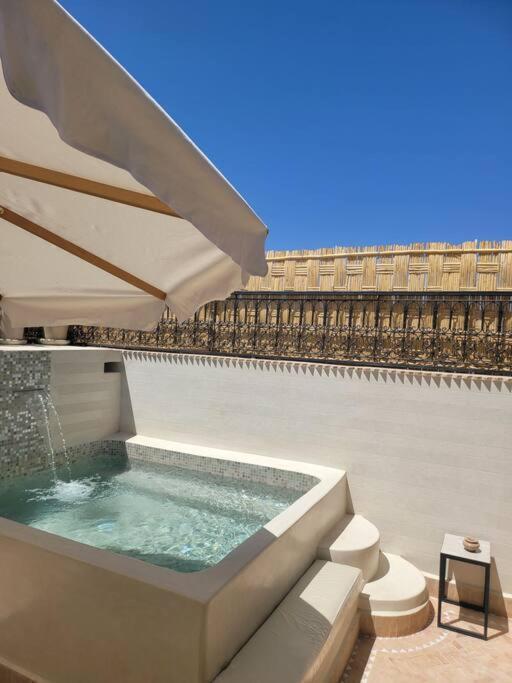 Riad Isahiac Avec Piscine En Exclusivite Marraquexe Exterior foto